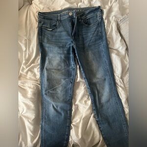 Size 12 American eagle skinny jeans